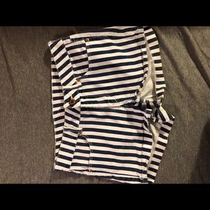 H&M 6 White & Blue Striped Shorts